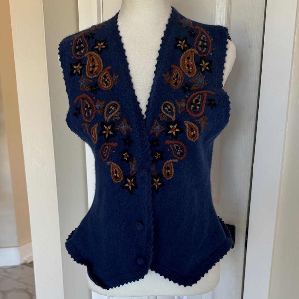 Vintage Sweater Vest Womens Small Koret Embroidered Boho Wool Angora Blue - Picture 2 of 8